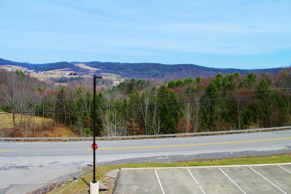 Crystal Springs Inn And Suites Towanda Quarto foto